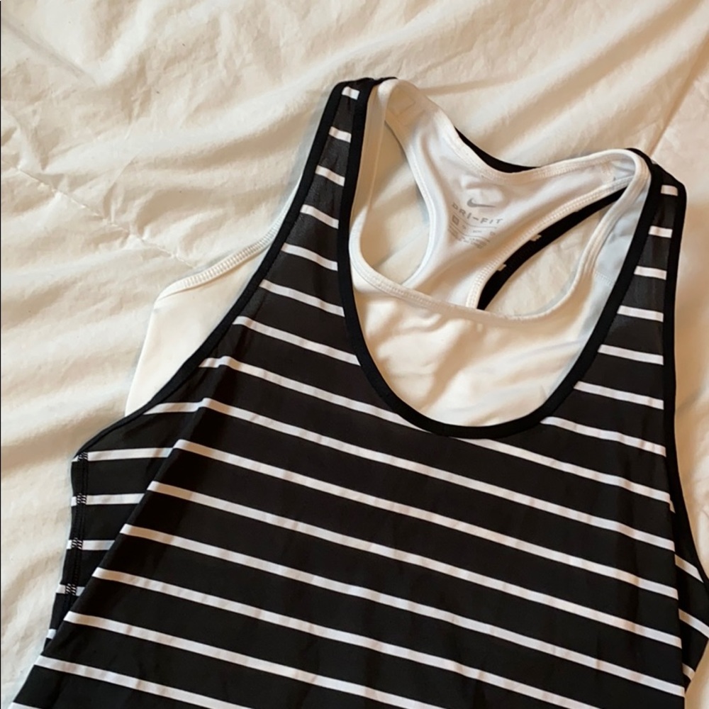 Nike Tank W Built In Sports Bra